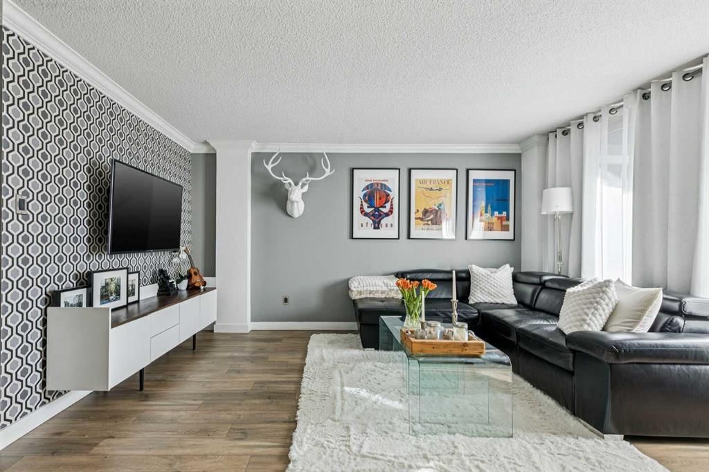 205, 1213 13 Avenue SW, Calgary — photo 3 of 26