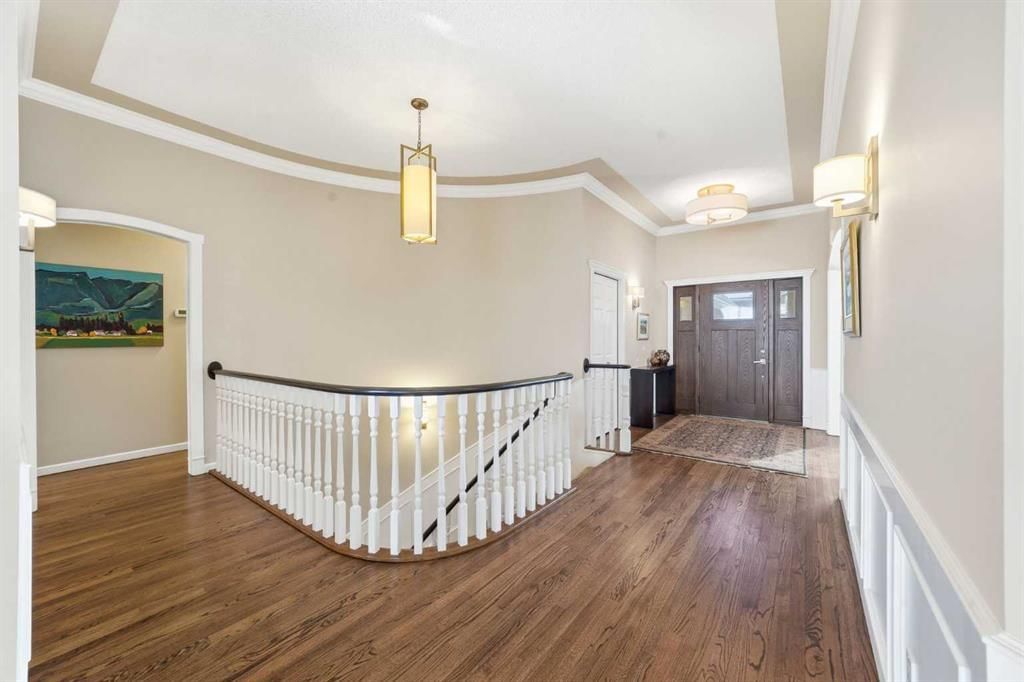 168 Christie Park View SW, Calgary — photo 5 of 49