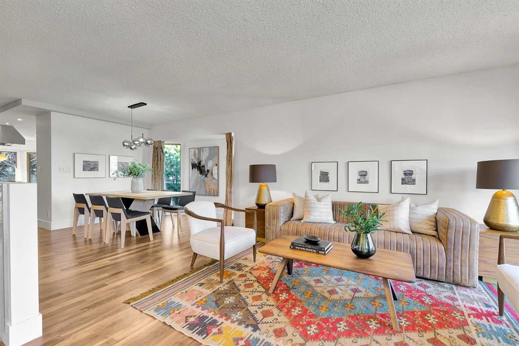 1707 Suffolk Street SW, Calgary — photo 4 of 43