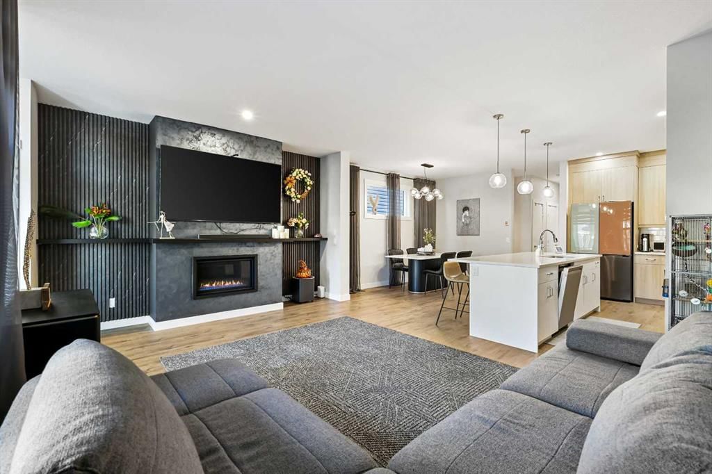 128 Setonstone Gardens SE, Calgary — photo 4 of 50