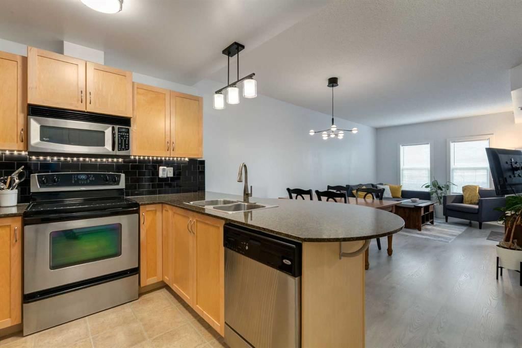 1406, 11811 Lake Fraser Drive SE, Calgary — photo 5 of 29