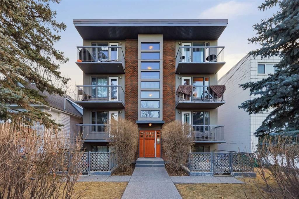202, 209 6 Avenue NE, Calgary — main listing photo