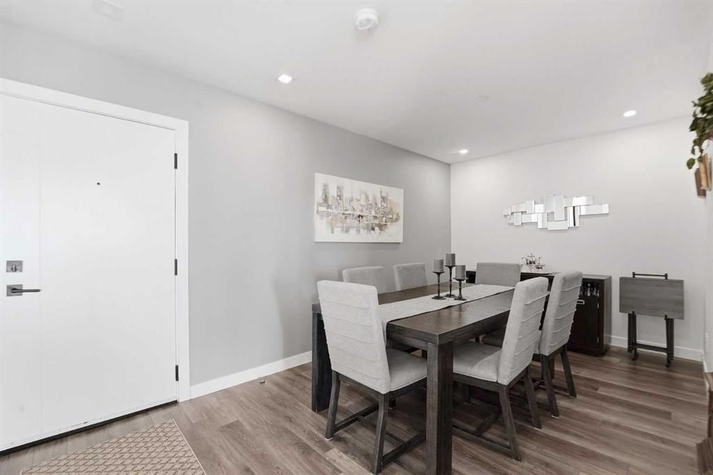 710, 8505 Broadcast Avenue SW, Calgary — photo 3 of 28