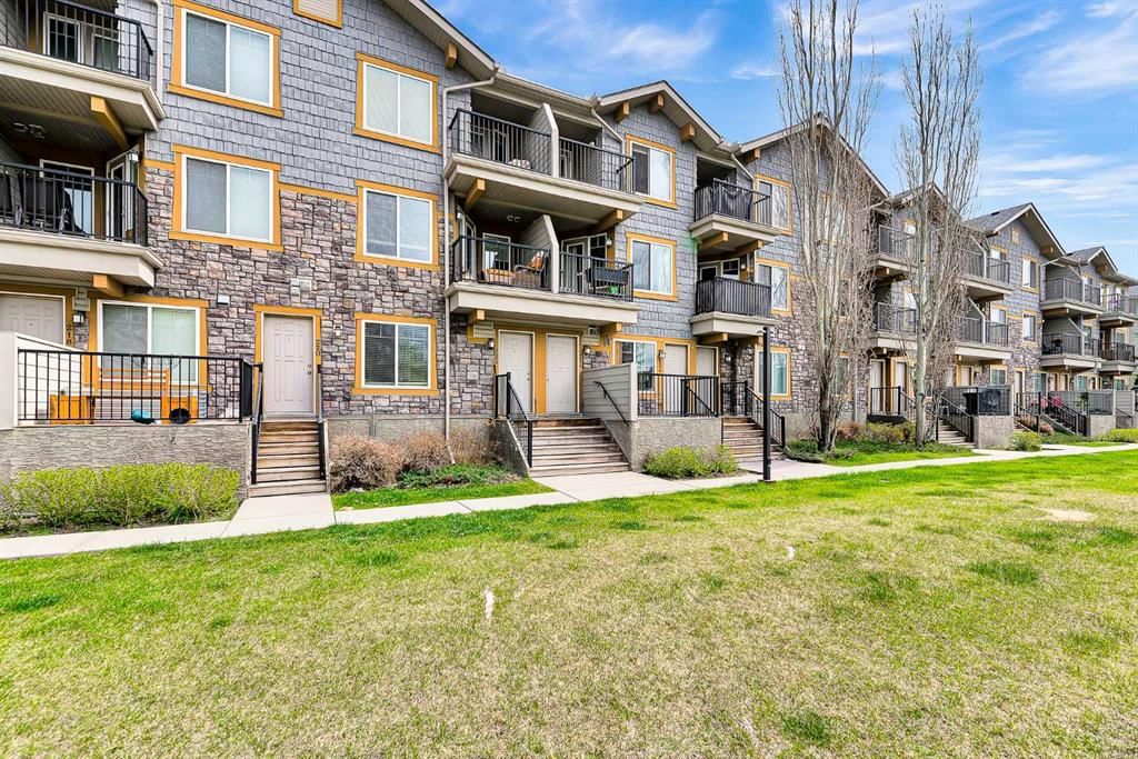 224 Mckenzie Towne Lane SE, Calgary — main listing photo