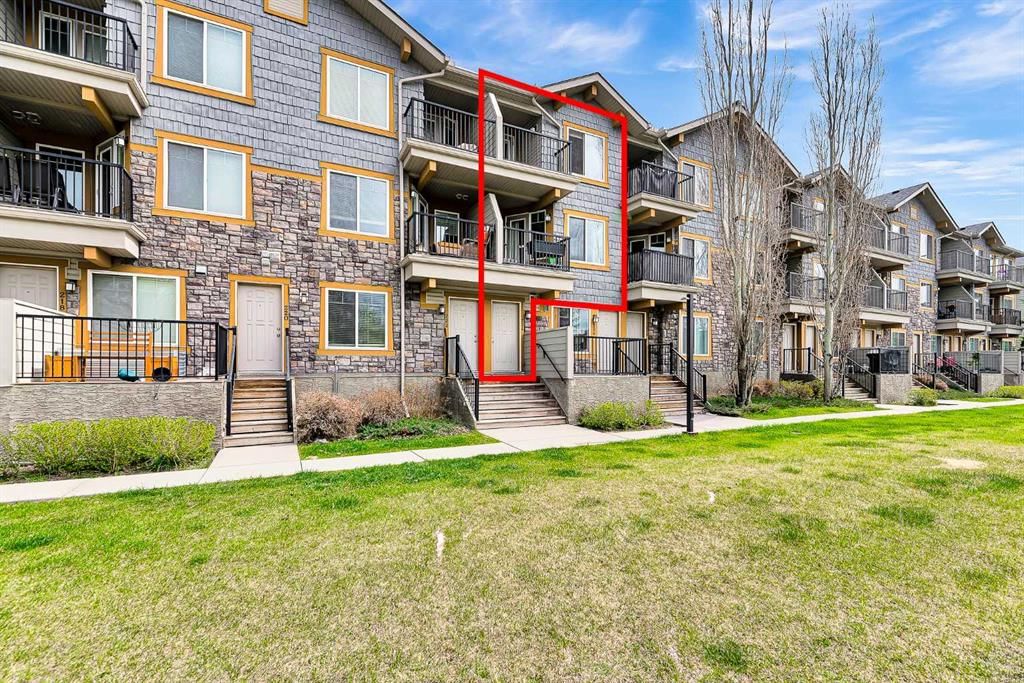 224 Mckenzie Towne Lane SE, Calgary — photo 2 of 39