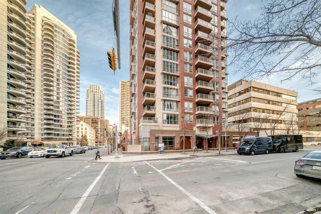 1807, 650 10 Street SW, Calgary — main listing photo