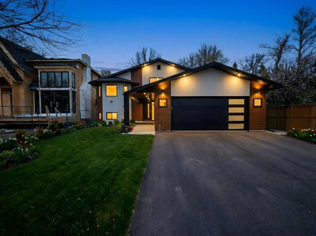 7220 Bow Crescent NW, Calgary — photo 2 of 45