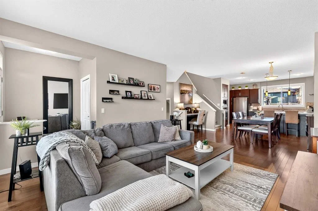 90 Walden Crescent SE, Calgary — photo 5 of 50