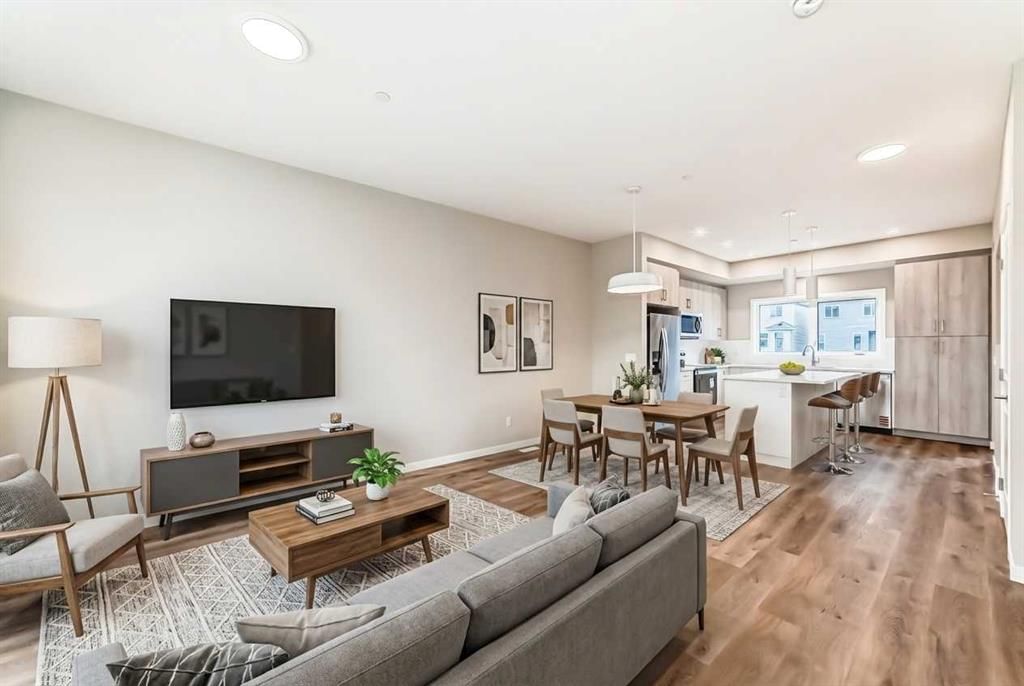 432 Hotchkiss Drive SE, Calgary — photo 3 of 37