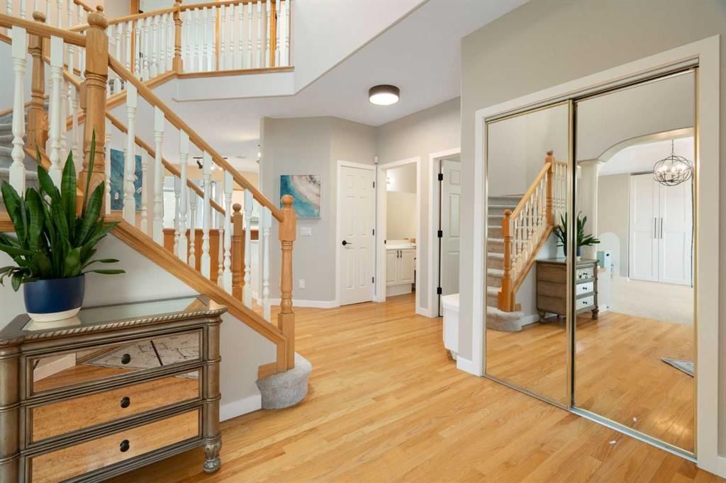 408 Mt Douglas Court SE, Calgary — photo 3 of 27