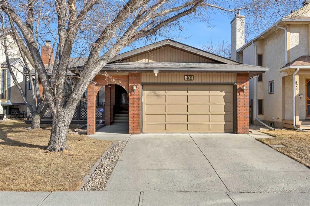874 Riverbend Drive SE, Calgary — main listing photo