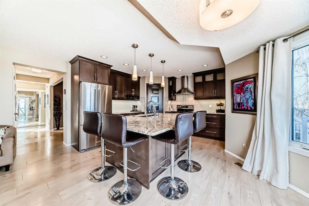 151 Macewan Park Circle NW, Calgary — photo 4 of 46