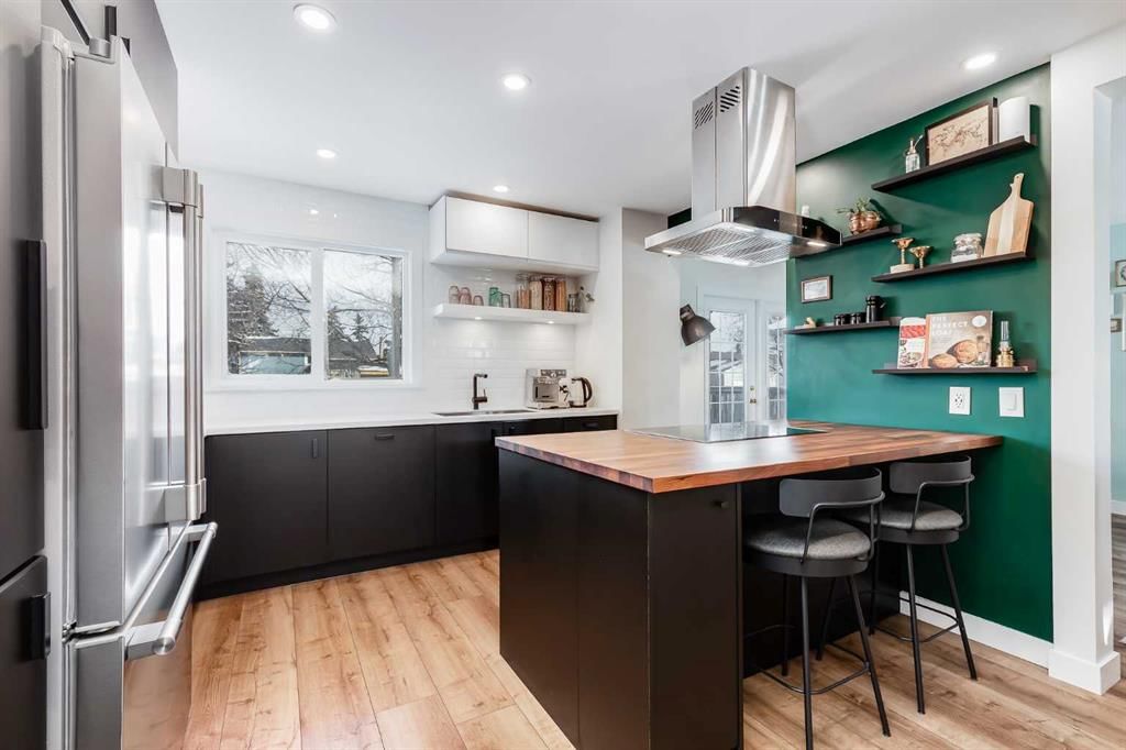 3011 32A Avenue SE, Calgary — photo 2 of 50