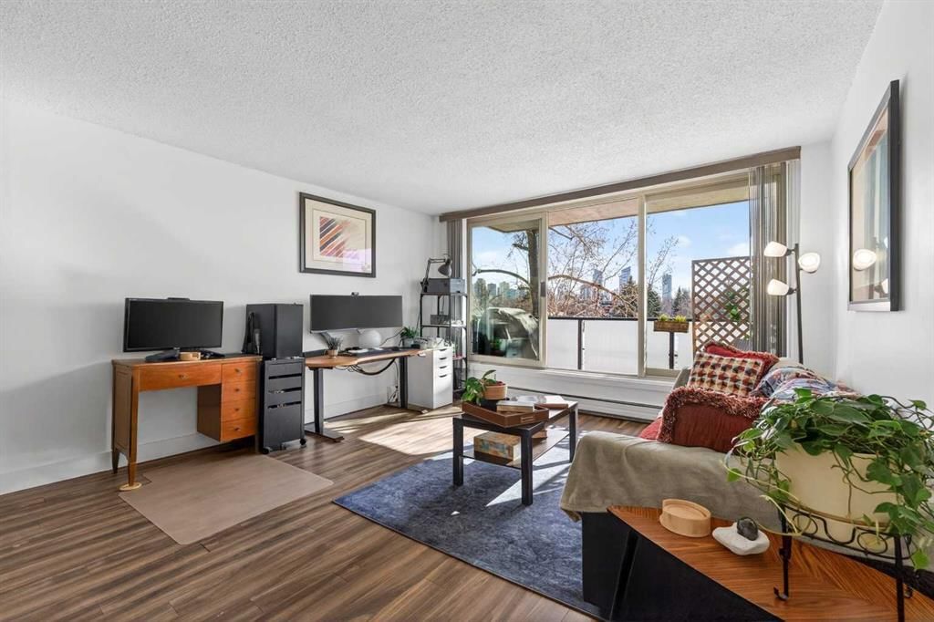 233, 1421 7 Avenue NW, Calgary — photo 2 of 36