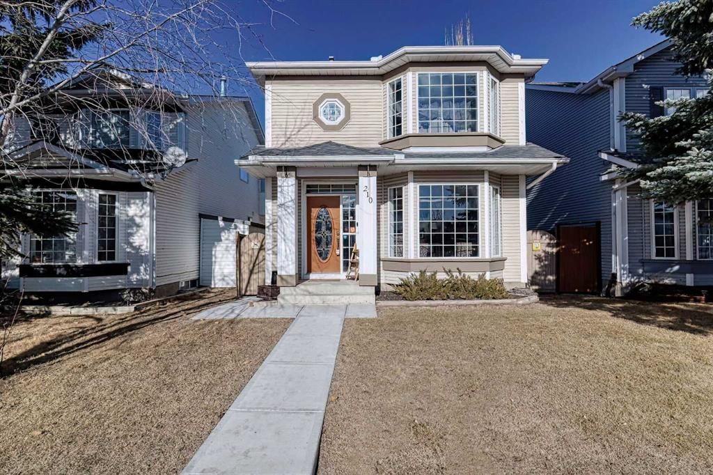 210 Mt Lorette Close SE, Calgary — main listing photo