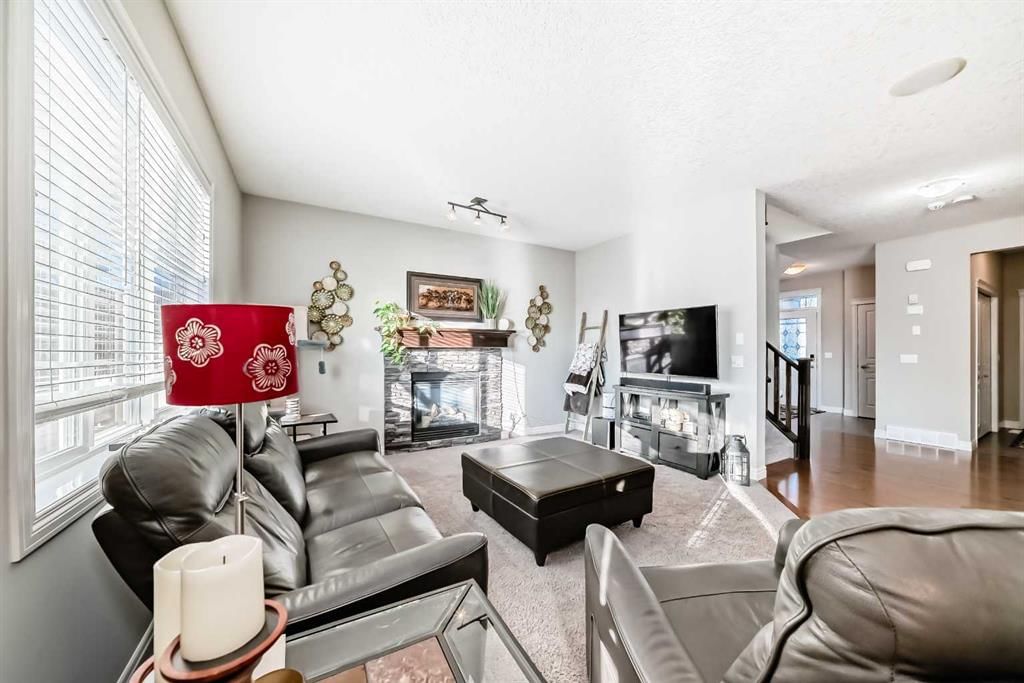 57 Silverado Skies Way SW, Calgary — photo 5 of 49