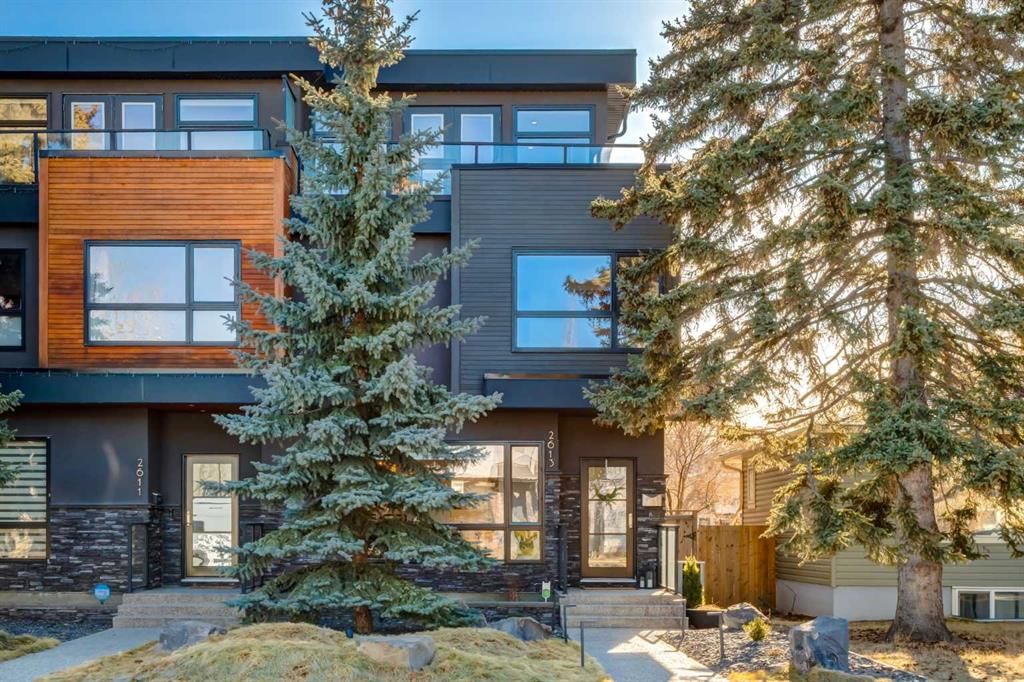 2613 3 Avenue NW, Calgary — main listing photo