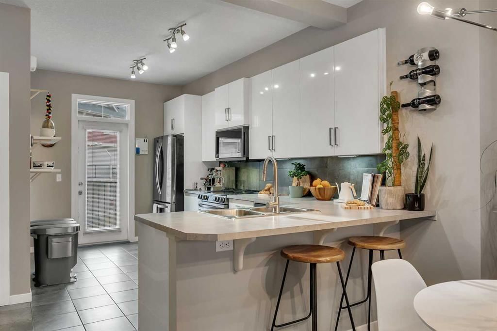 221 New Brighton Row SE, Calgary — photo 3 of 29