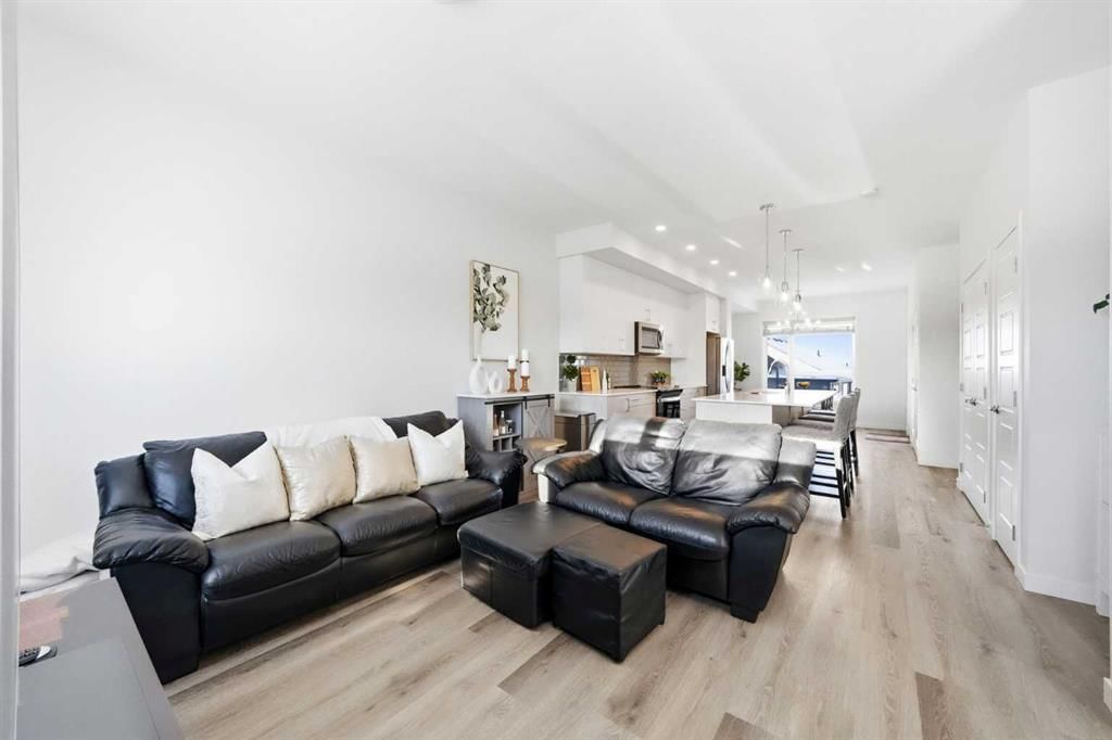 66 Evanscrest Manor NW, Calgary — photo 2 of 22