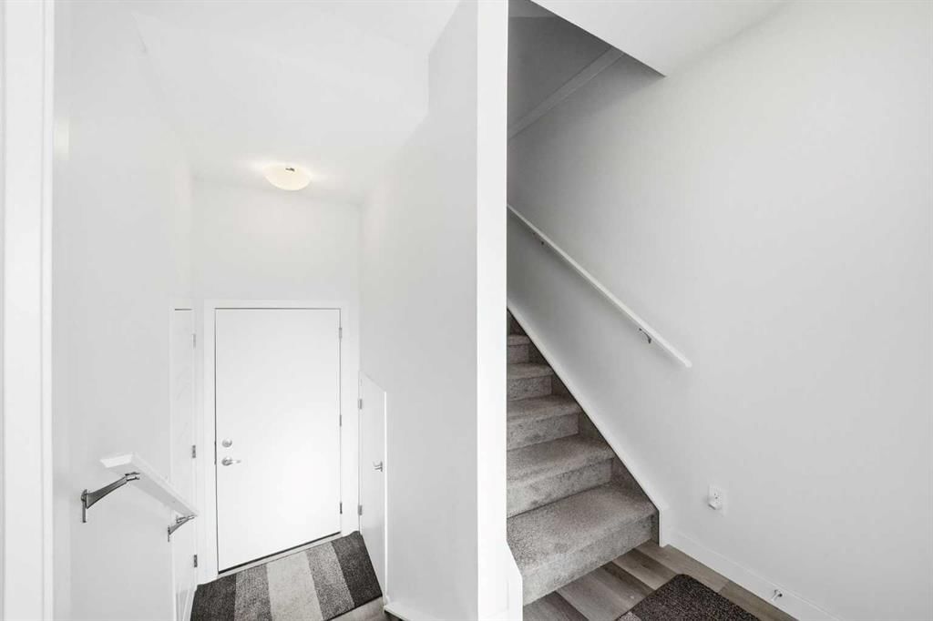 66 Evanscrest Manor NW, Calgary — photo 4 of 22