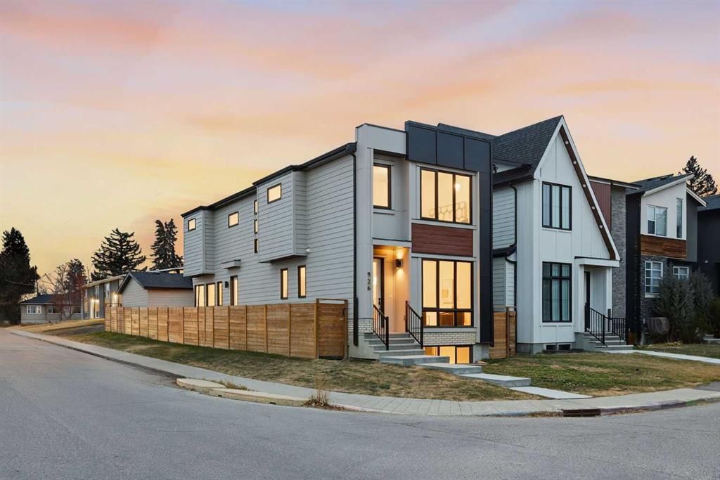 926 21 Avenue NW, Calgary — photo 2 of 40