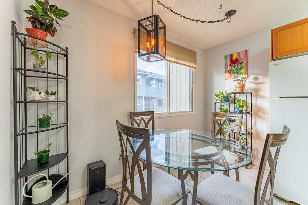 9, 6503 Ranchview Drive NW, Calgary — photo 5 of 36
