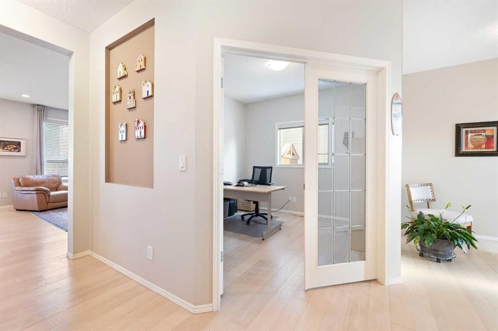 185 Auburn Glen Circle SE, Calgary — photo 4 of 50