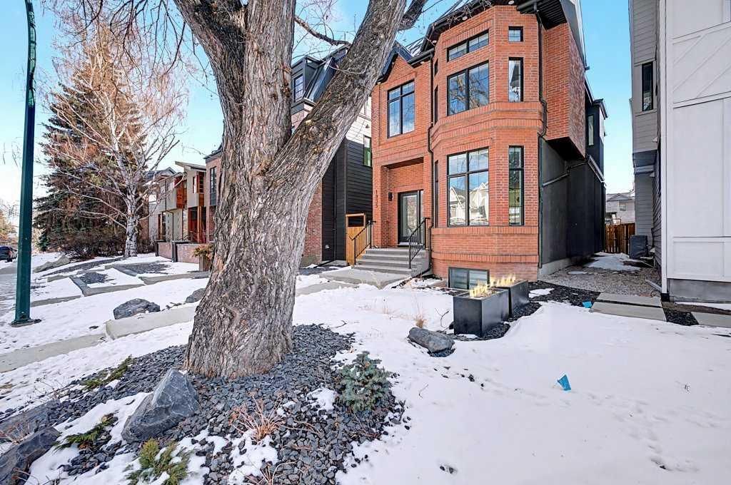 1935 43 Avenue SW, Calgary — photo 4 of 50