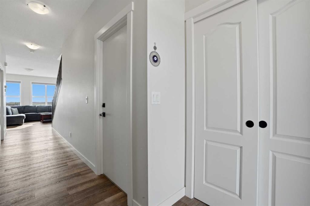 111 Homestead Close NE, Calgary — photo 5 of 40