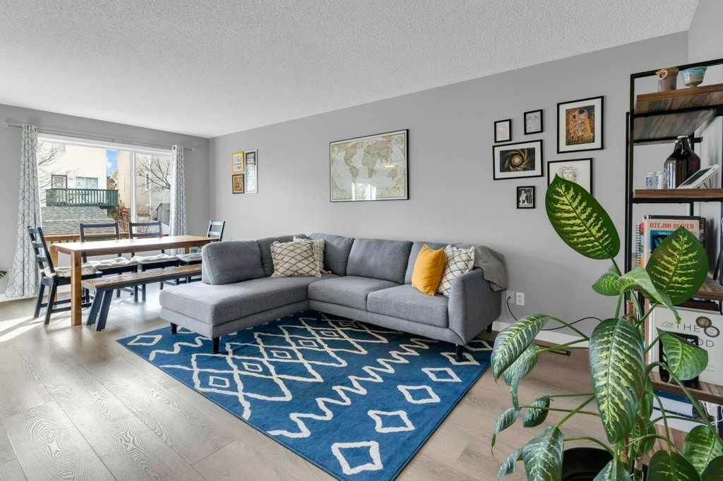 11185 Hidden Valley Drive NW, Calgary — photo 2 of 40