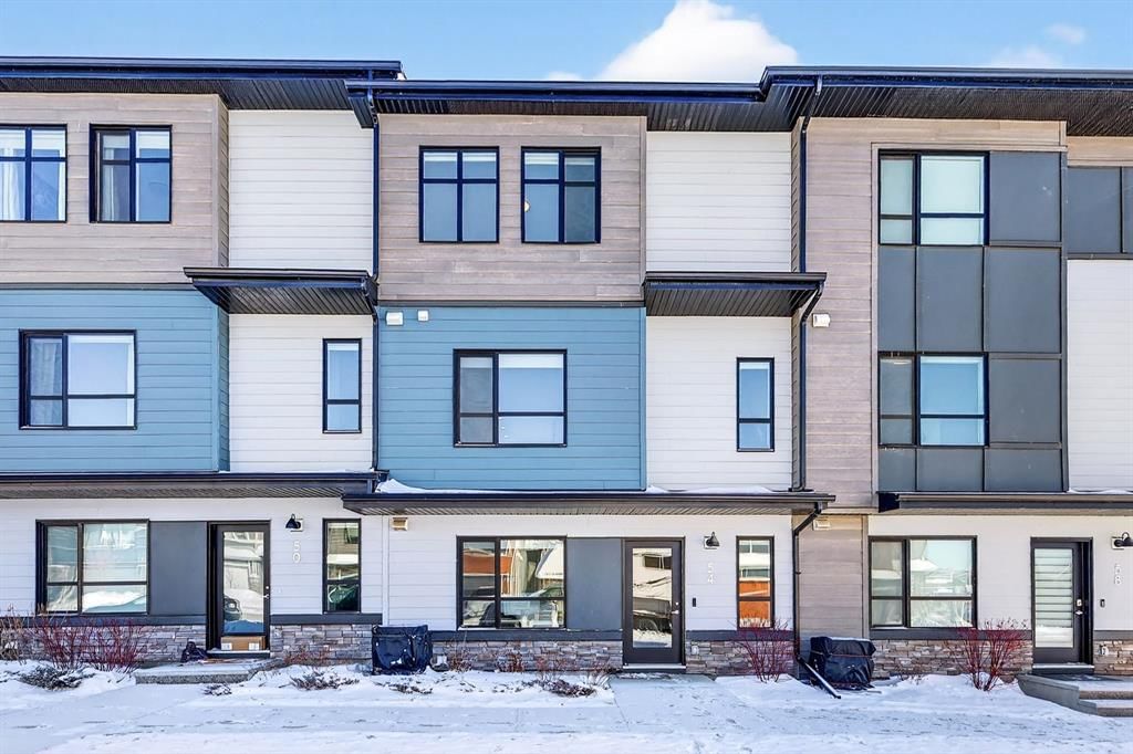 54 Cranbrook Gardens SE, Calgary — photo 2 of 29