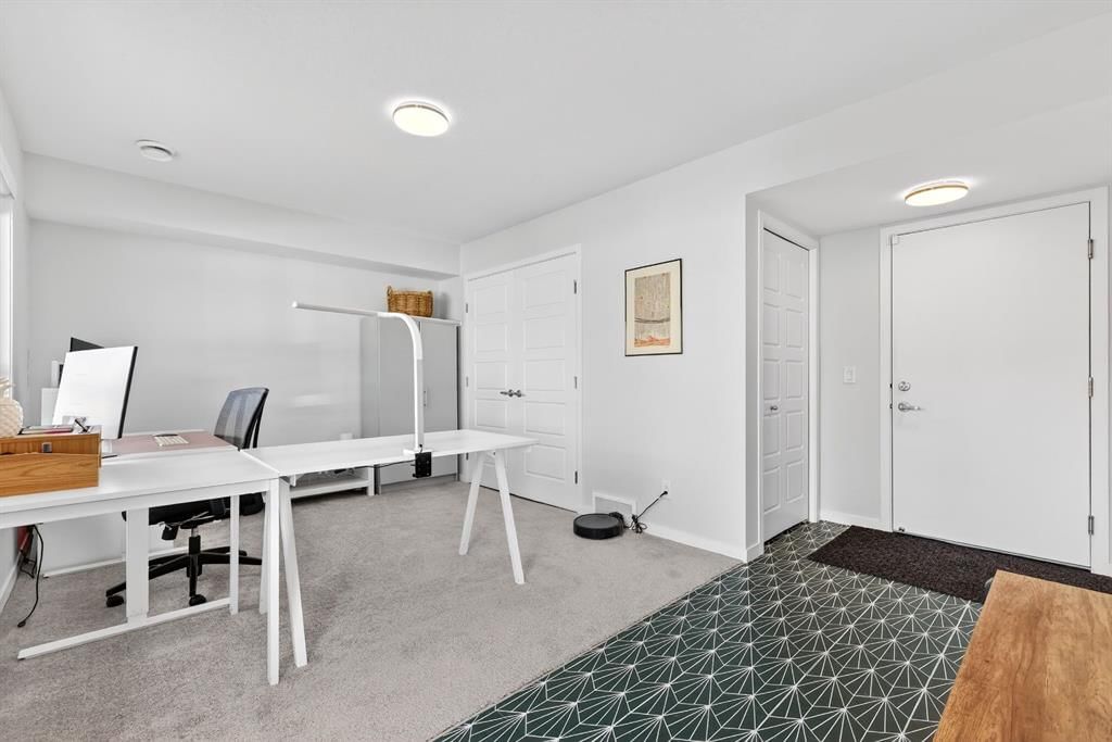 54 Cranbrook Gardens SE, Calgary — photo 4 of 29