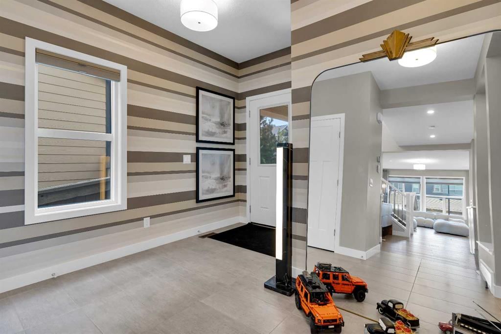 29 Magnolia Terrace SE, Calgary — photo 4 of 47