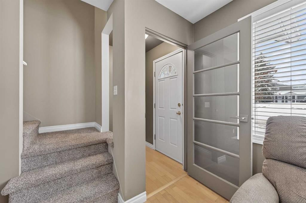 353 Regal Park NE, Calgary — photo 2 of 25