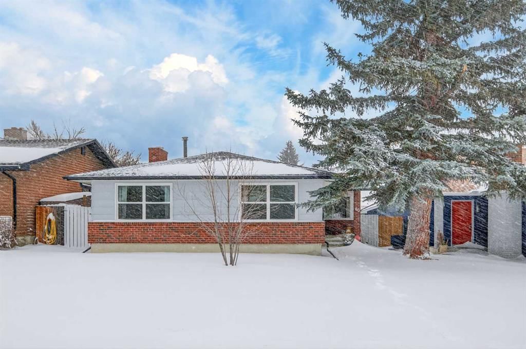 60 Sunmount Close SE, Calgary — main listing photo