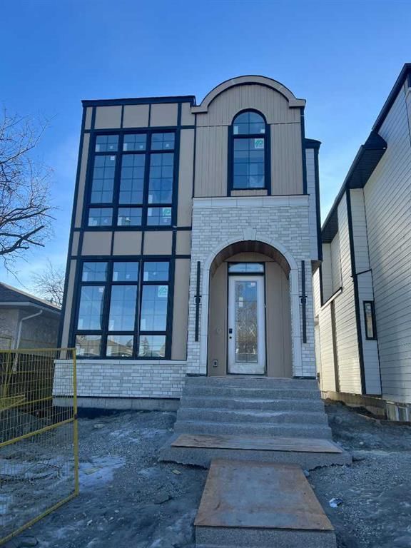2411 25 Avenue NW, Calgary — photo 3 of 47