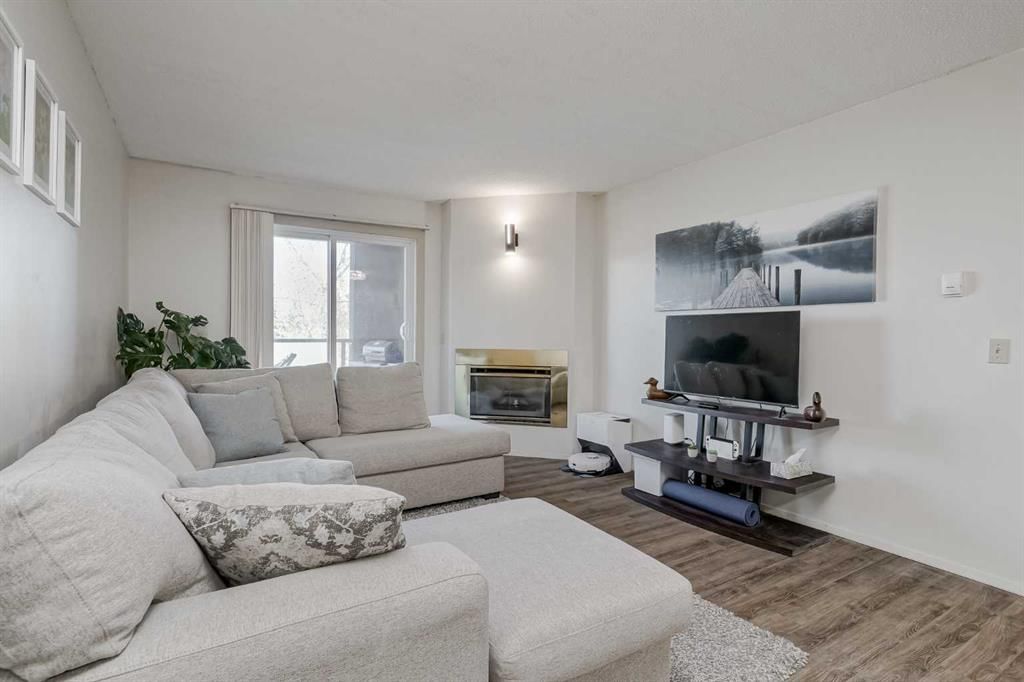 34, 2834 Edenwold Heights NW, Calgary — photo 5 of 42