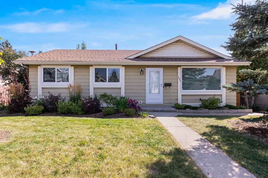 151 Erin Park Close SE, Calgary — main listing photo
