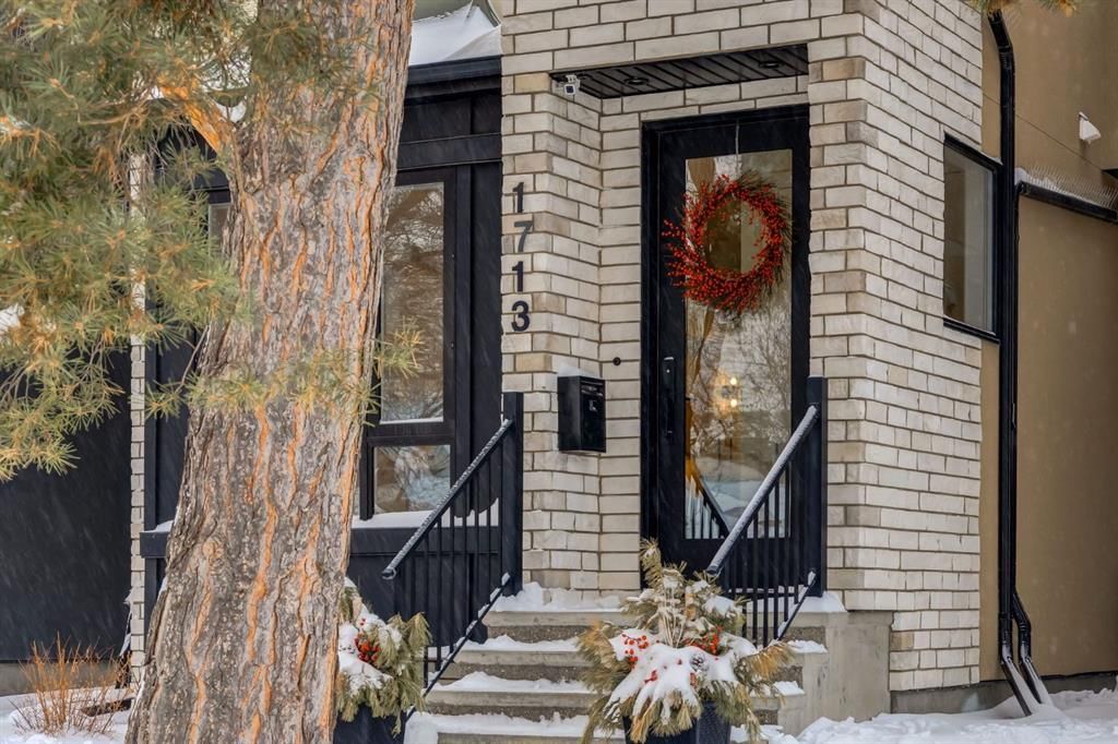 1713 31 Street SW, Calgary — photo 3 of 50