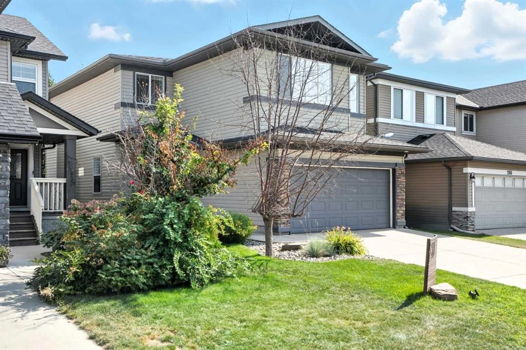 270 Everoak Drive SW, Calgary — main listing photo