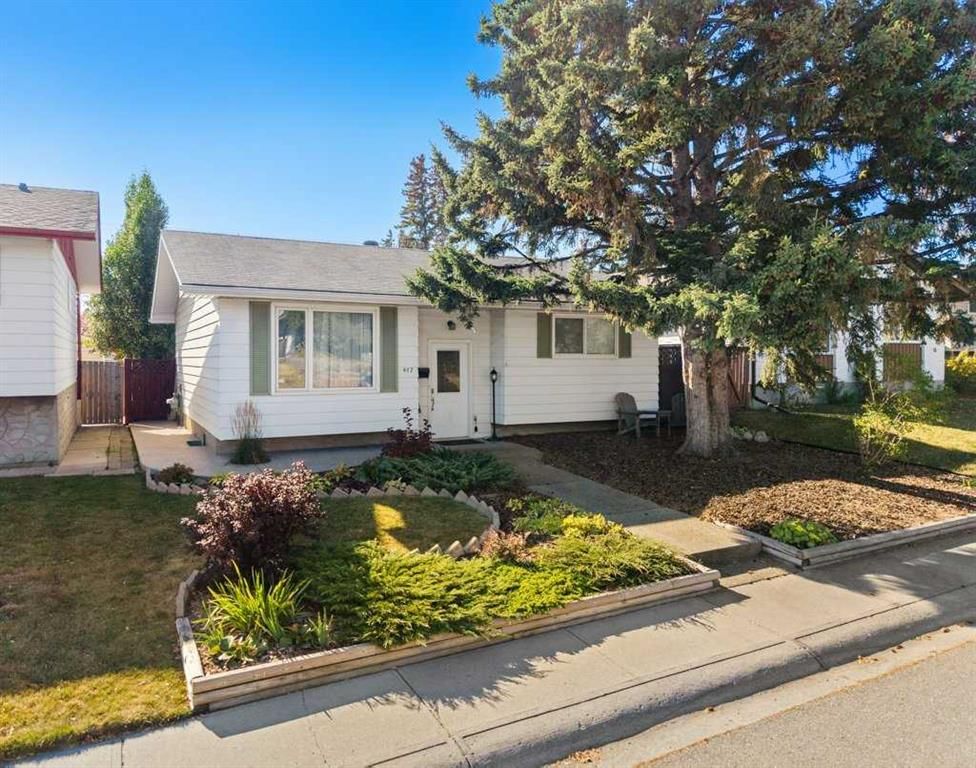 417 Huntington Way NE, Calgary — photo 2 of 50
