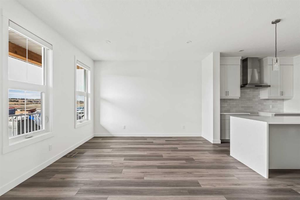 60 Rodelle Terrace NW, Calgary — photo 3 of 45