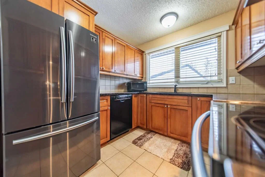 959 Ranchview Crescent NW, Calgary — photo 5 of 36