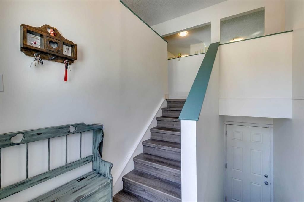 14692 Deer Ridge Drive SE, Calgary — photo 3 of 49