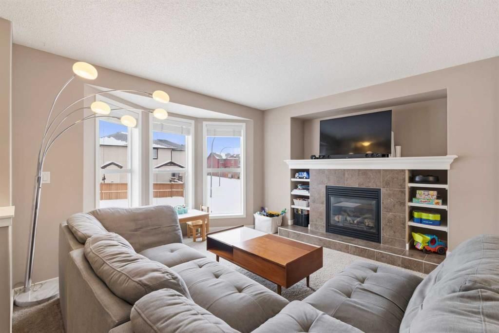 35 Sage Hill Way NW, Calgary — photo 5 of 36