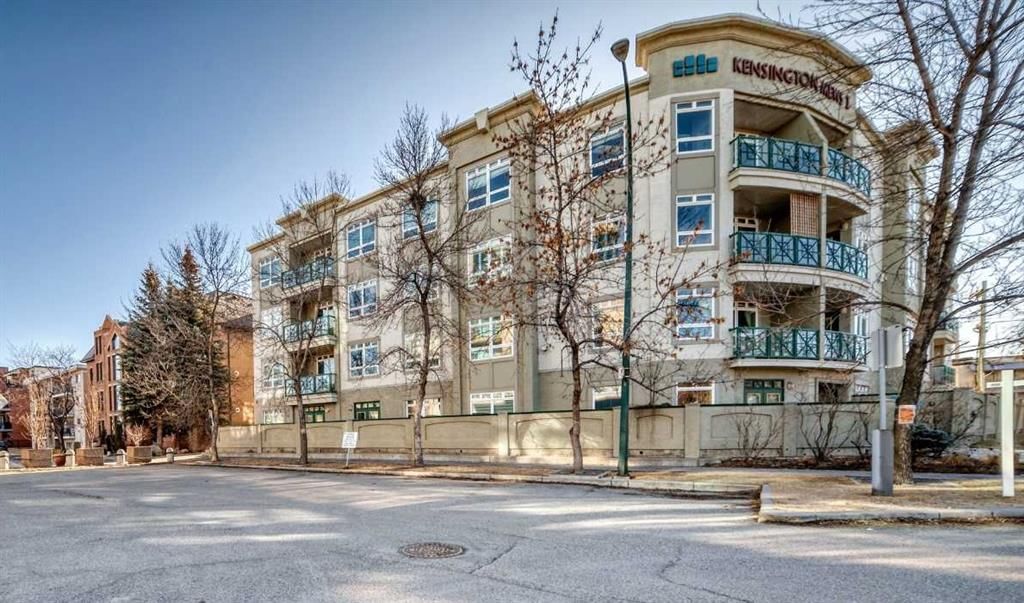 202, 2 14 Street NW, Calgary — photo 2 of 45