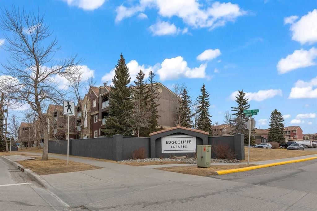 21, 3221 Edenwold Heights NW, Calgary — photo 2 of 32