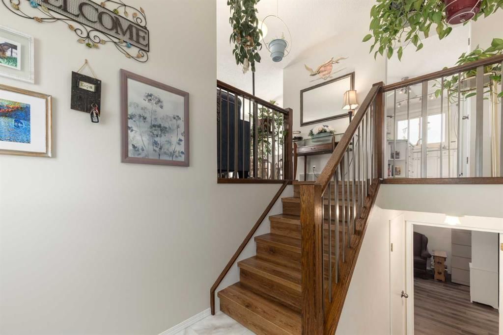 23 Whitlock Close NE, Calgary — photo 5 of 42