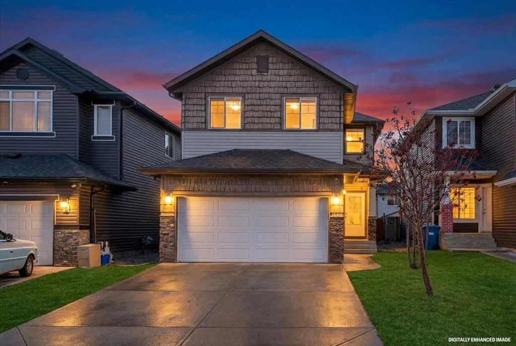 34 Saddlecrest Crescent NE, Calgary — main listing photo