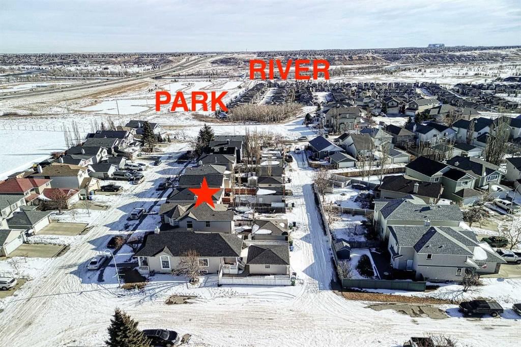 136 Chaparral Ridge Circle SE, Calgary — photo 2 of 39
